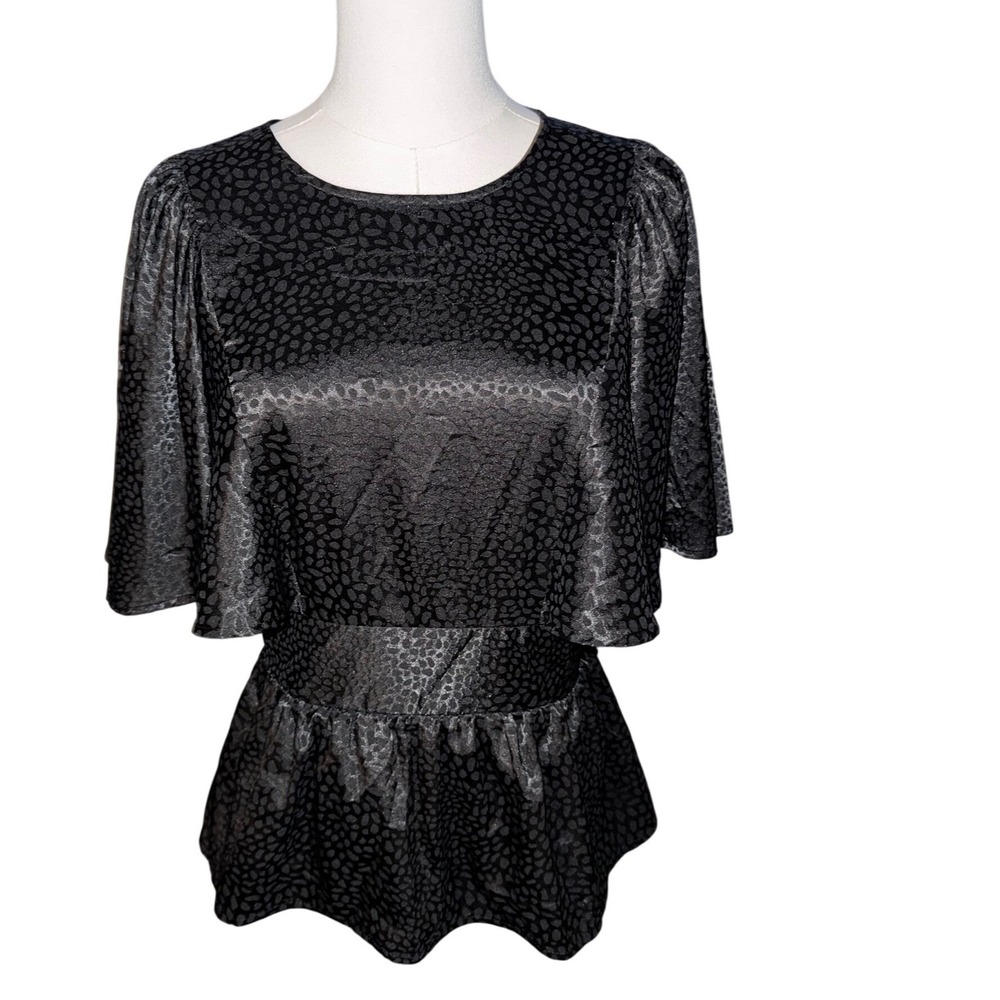 Jealous Tomato Black Jacquard Animal Print Peplum Cape Top Womens Medium